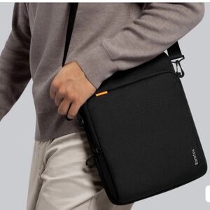 TOMTOC Defender Tablet Shoulder Bag, Black, NWOT